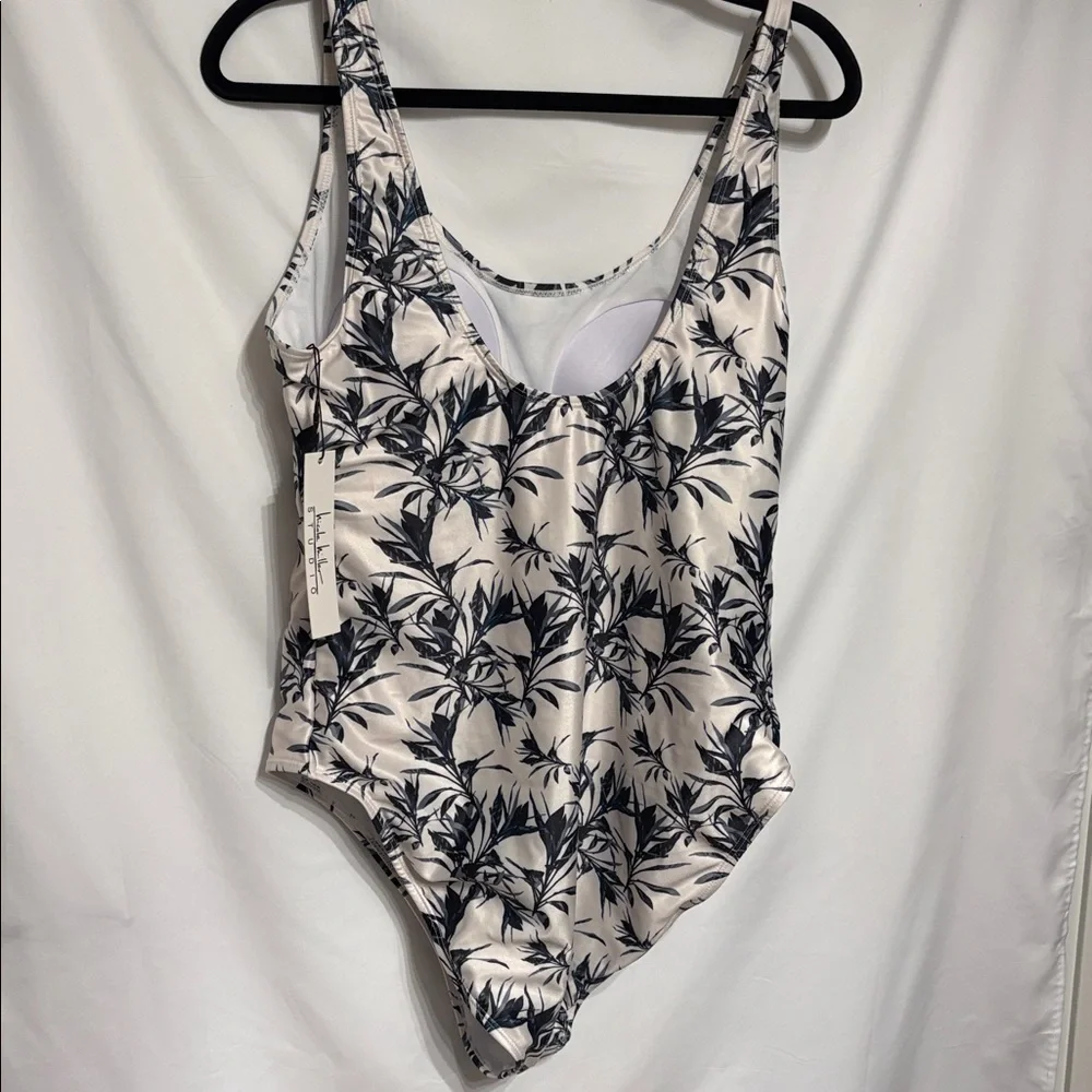 Nicole Miller Resortwear Leaf Pattern Women's One Piece Swimsuit SZ 1X NWT